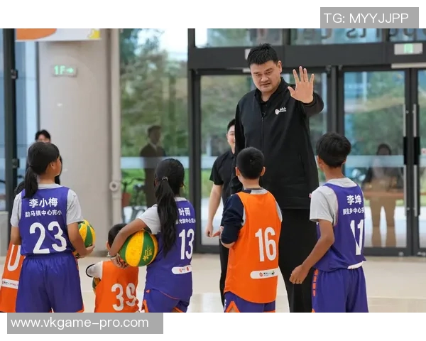 姚明告别篮球舞台的辉煌岁月与未来展望