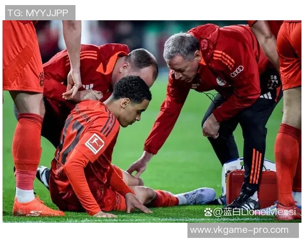 世界杯激战曼联与巴黎圣日耳曼平局战术解析与逆转瞬间回顾