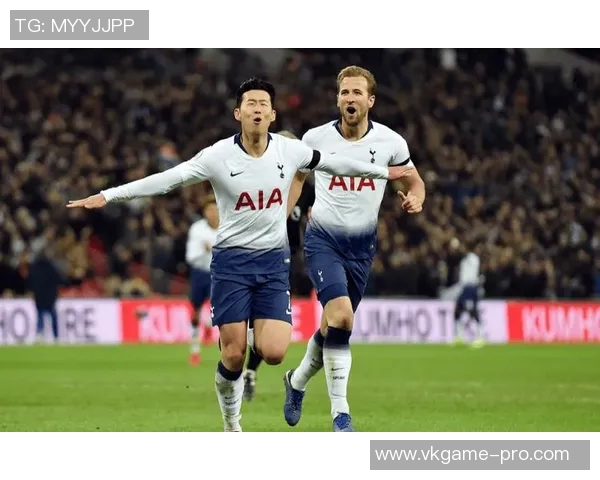 德甲焦点战热刺与阿森纳握手言和红牌事件引发全场热议 德甲焦点战热刺与阿森纳握手言和红牌事件引发全场热议