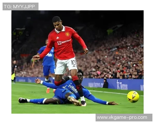 足总杯精彩对决阿森纳与国米战成平局战术分析引发全场热议 足总杯精彩对决阿森纳与国米战成平局战术分析引发全场热议